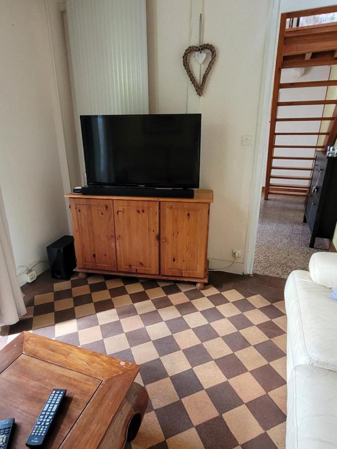 Gite De La Tour De Loire - 65 M2 Au Pied D'Une Tour De Gue Du 17Eme Siecle Mer 외부 사진