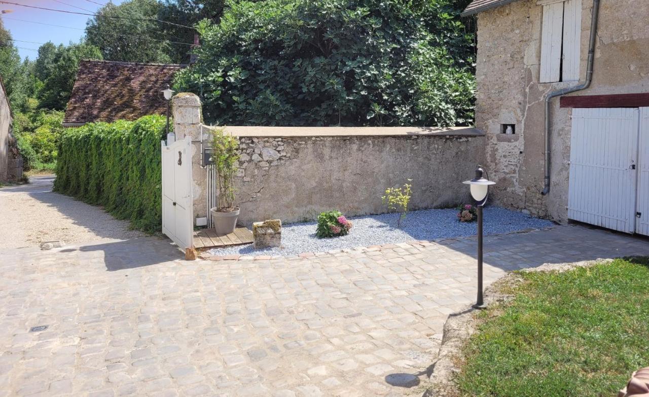 Gite De La Tour De Loire - 65 M2 Au Pied D'Une Tour De Gue Du 17Eme Siecle Mer 외부 사진