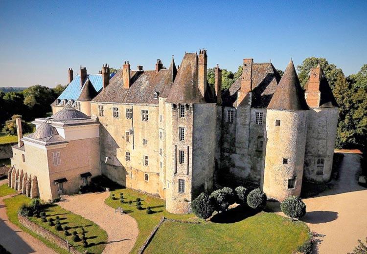 Gite De La Tour De Loire - 65 M2 Au Pied D'Une Tour De Gue Du 17Eme Siecle Mer 외부 사진